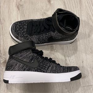 Nike Flyknit AF1